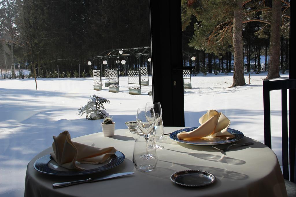 Hotel Restaurant Logis La Meridienne Anglards de Saint Flour Eksteriør bilde